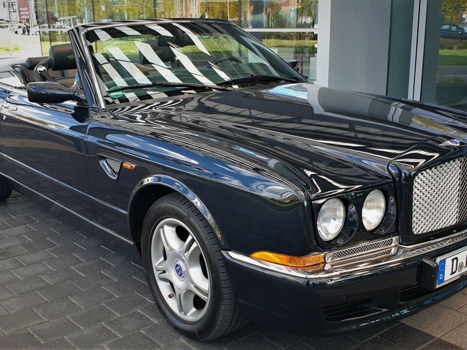 Image 62/63 de Bentley Azure Mulliner (2001)