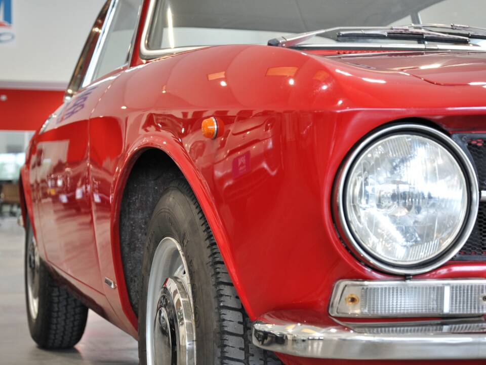 Imagen 29/43 de Alfa Romeo Giulia GT 1300 Junior (1971)