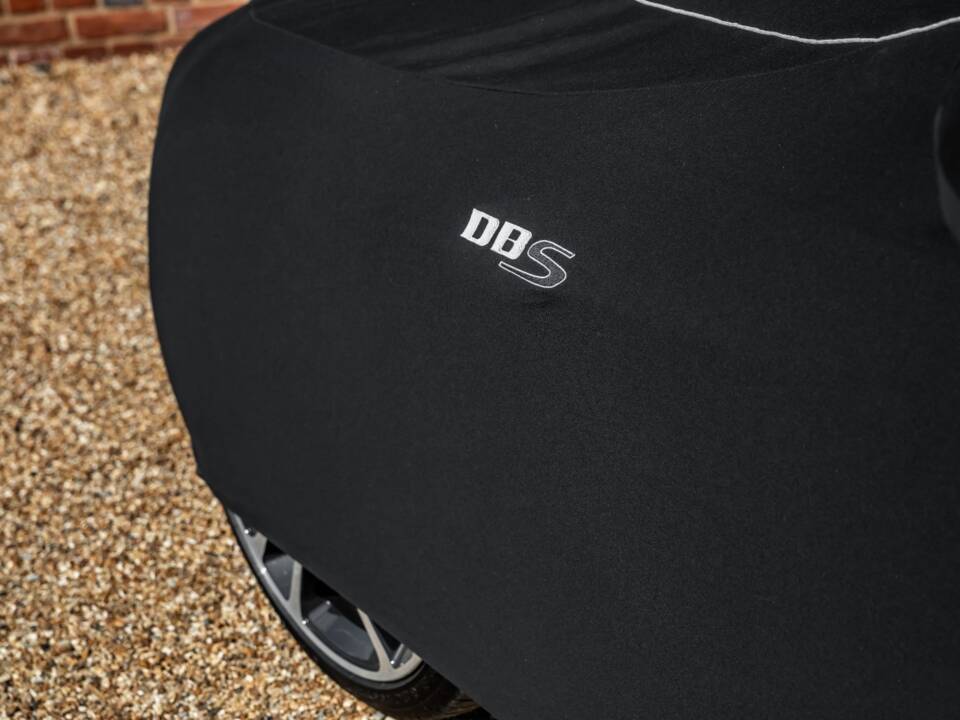 Image 57/59 of Aston Martin DBS (2012)