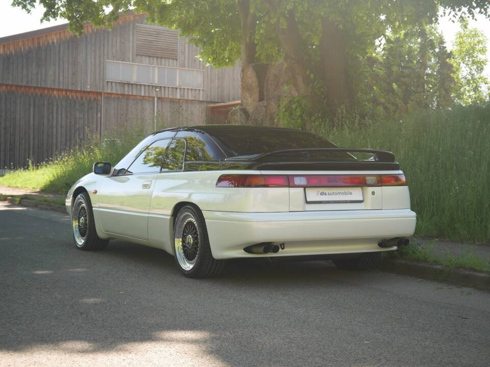Image 14/50 de Subaru SVX 4WD (1900)