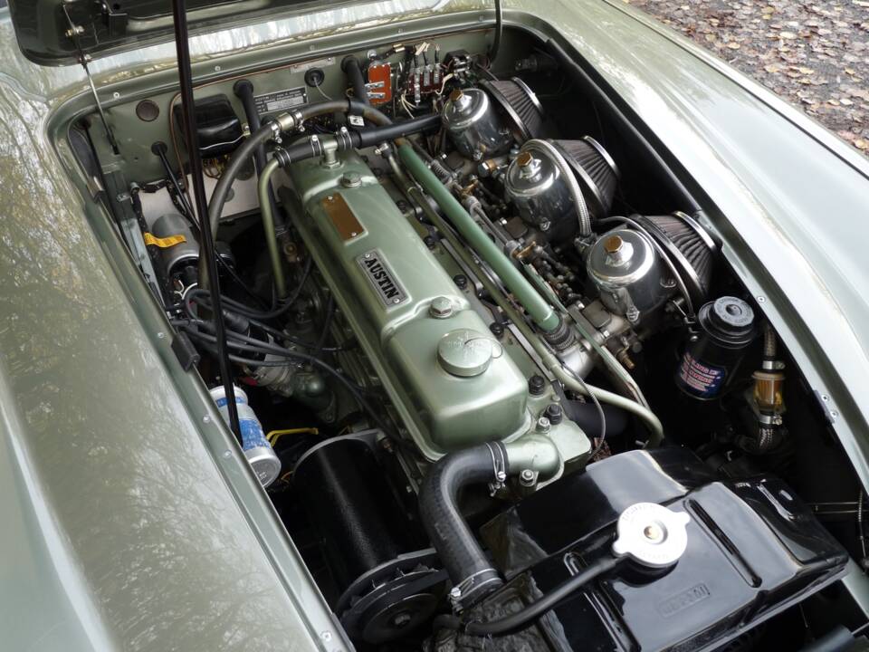 Image 25/32 of Austin-Healey 3000 Mk II (BT7) (1962)