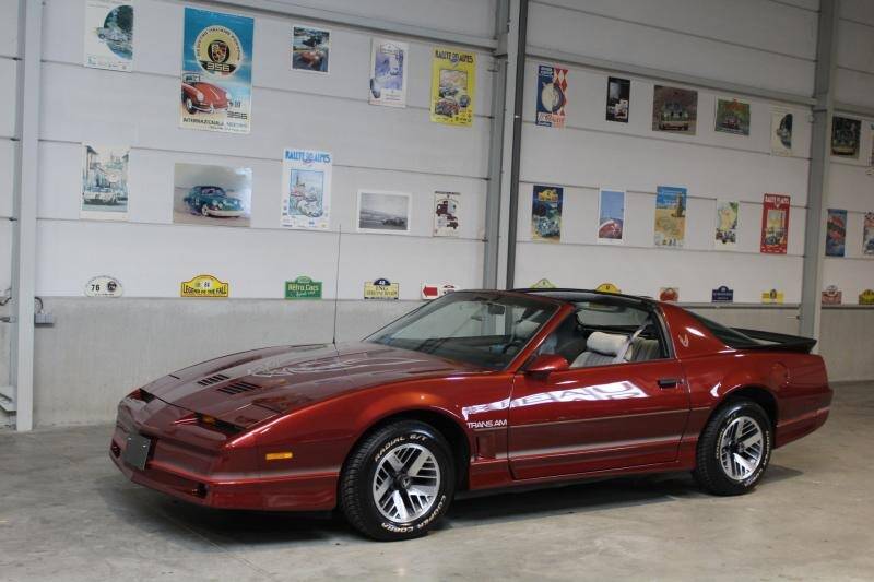 Image 3/12 of Pontiac Firebird TransAm (1986)