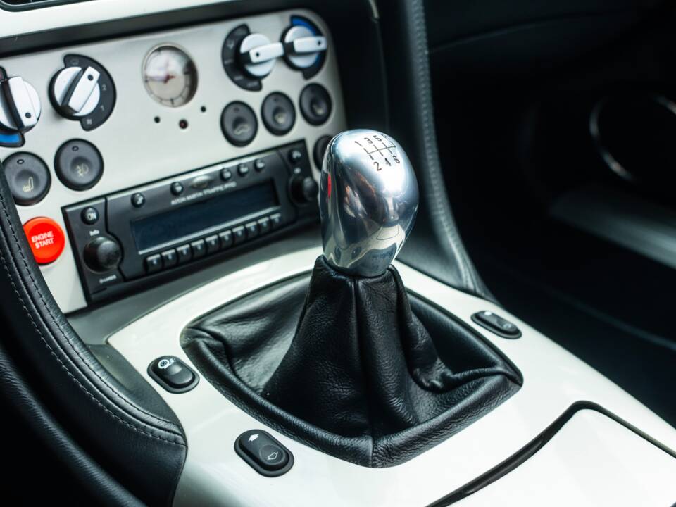 Afbeelding 31/62 van Aston Martin DB AR1 (2004)