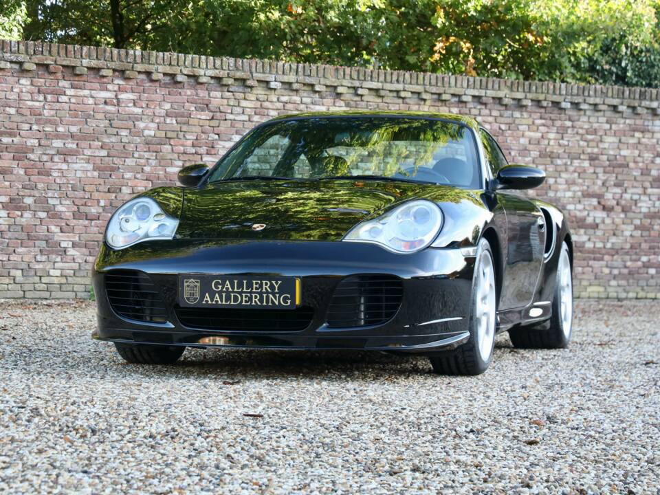 Image 23/50 of Porsche 911 Turbo (2002)