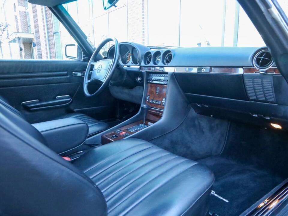 Bild 32/50 von Mercedes-Benz 560 SL (1987)