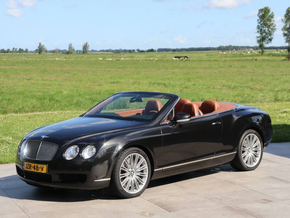 Bild 4/50 von Bentley Continental GTC (2007)