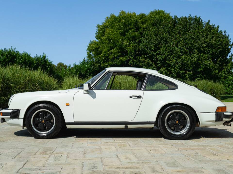 Image 4/50 de Porsche 911 SC 3.0 (1979)