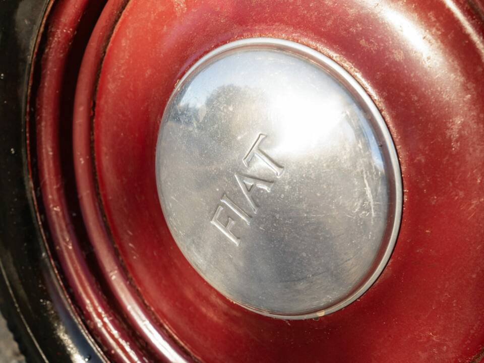 Image 13/50 of FIAT 500 A Topolino Giardiniera (1949)