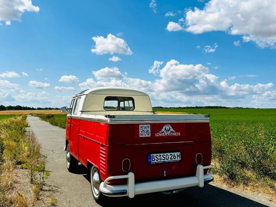 Image 3/9 de Volkswagen T1 pickup double cabin (1964)