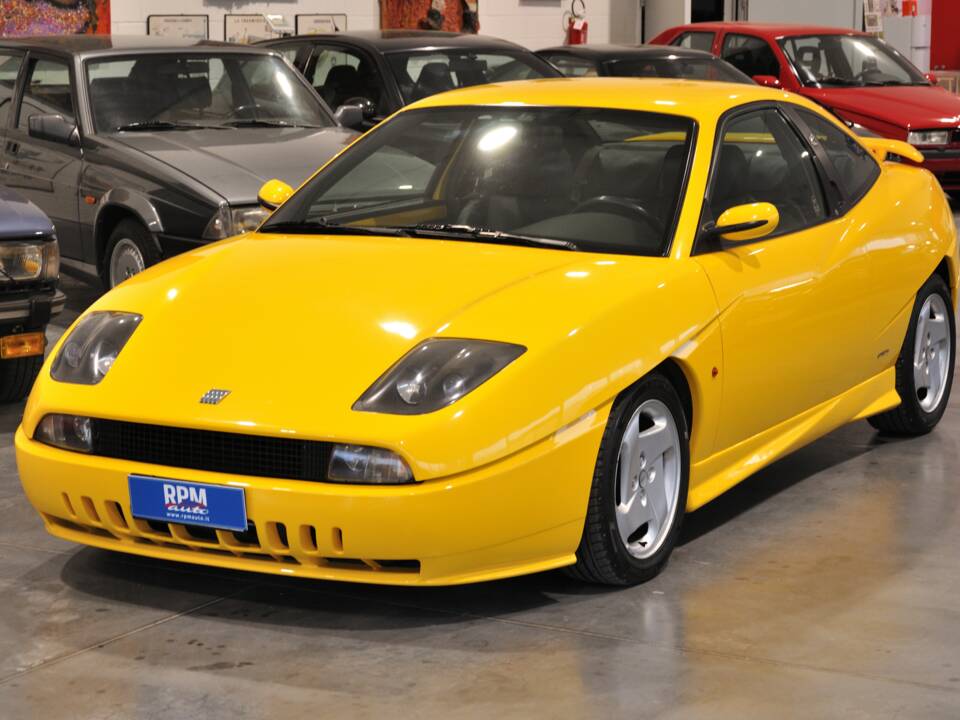 Obraz 3/30 pojazdu FIAT Coupé 2.0 16V Turbo (1995)