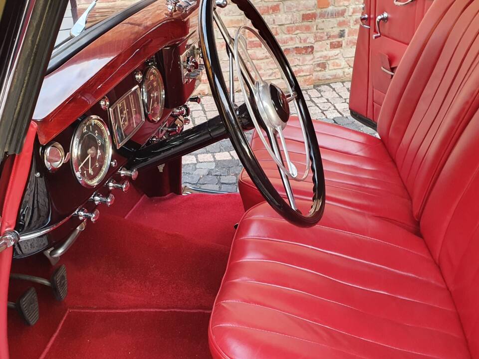 Image 3/22 de Mercedes-Benz 220 Cabriolet B (1953)