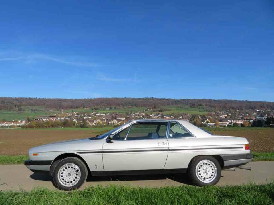 Image 3/18 of Lancia Gamma Coupe 2500 I.E. (1981)