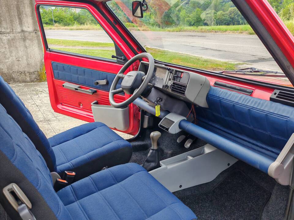 Immagine 25/30 di FIAT Panda "Young" (2002)