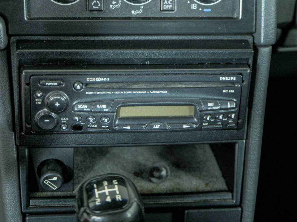 Bild 32/50 von Volvo 940 2.3i (1996)