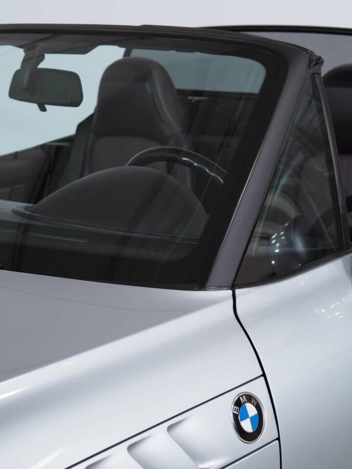 Bild 15/47 von BMW Z3 1.9 (1997)