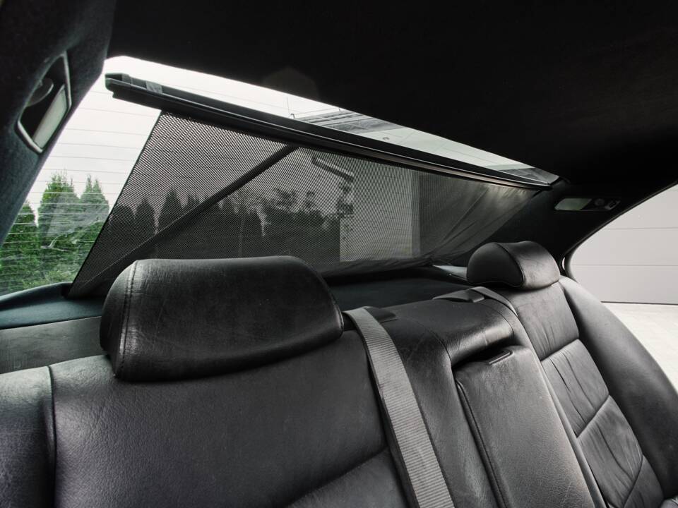 Immagine 70/74 di BMW M5 (1992)