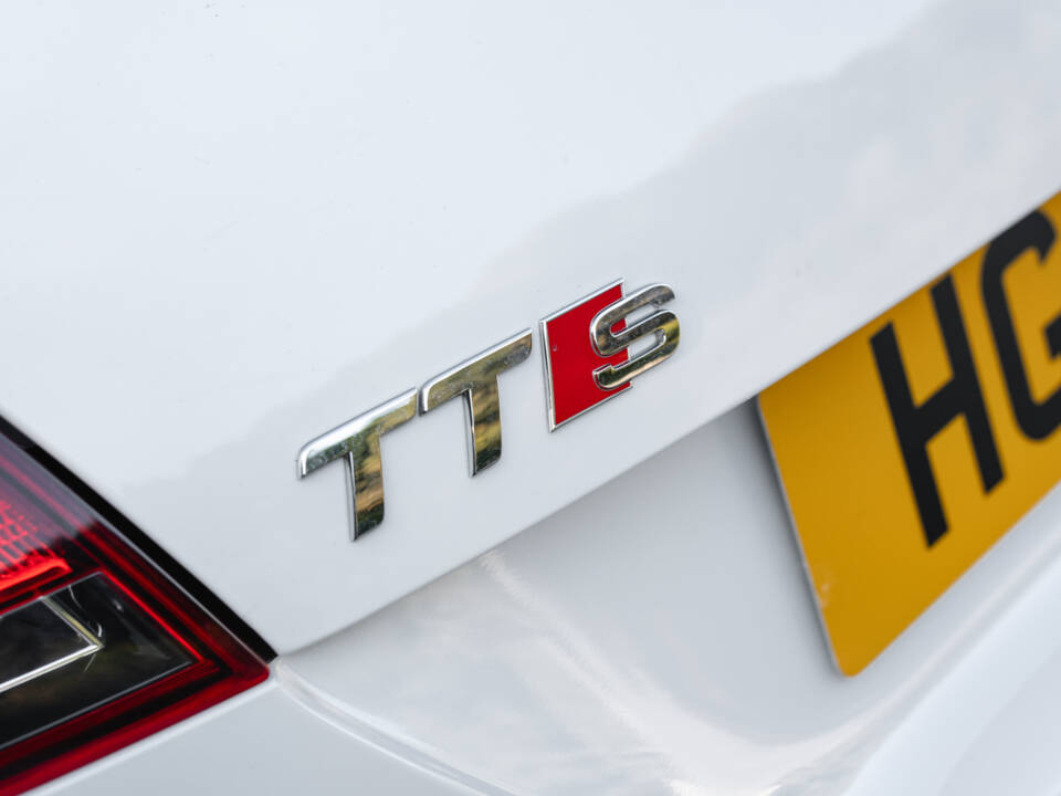 Image 6/8 of Audi TTS (2012)