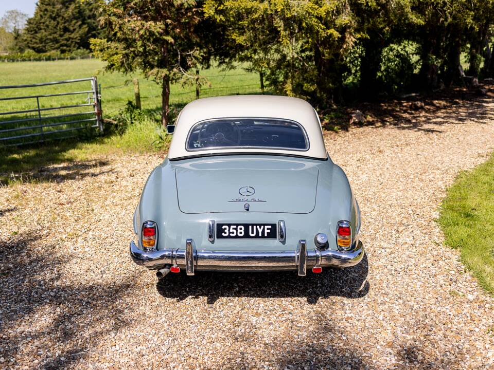 Image 38/56 of Mercedes-Benz 190 SL (1956)