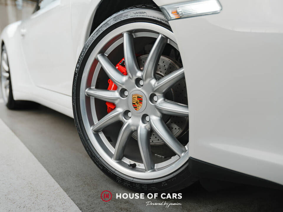 Image 11/47 of Porsche 911 Carrera 4S (2009)