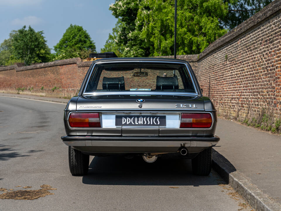 Afbeelding 5/29 van BMW 3,3 L (1975)