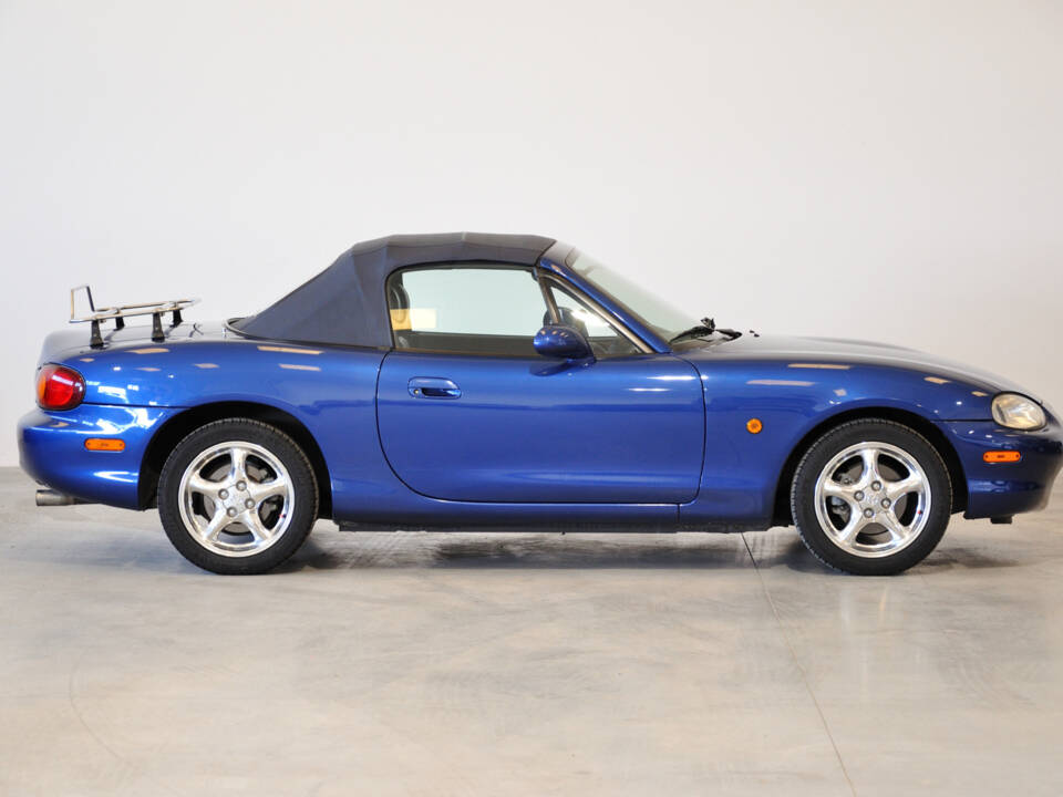 Image 47/47 of Mazda MX-5 1.8 (1999)