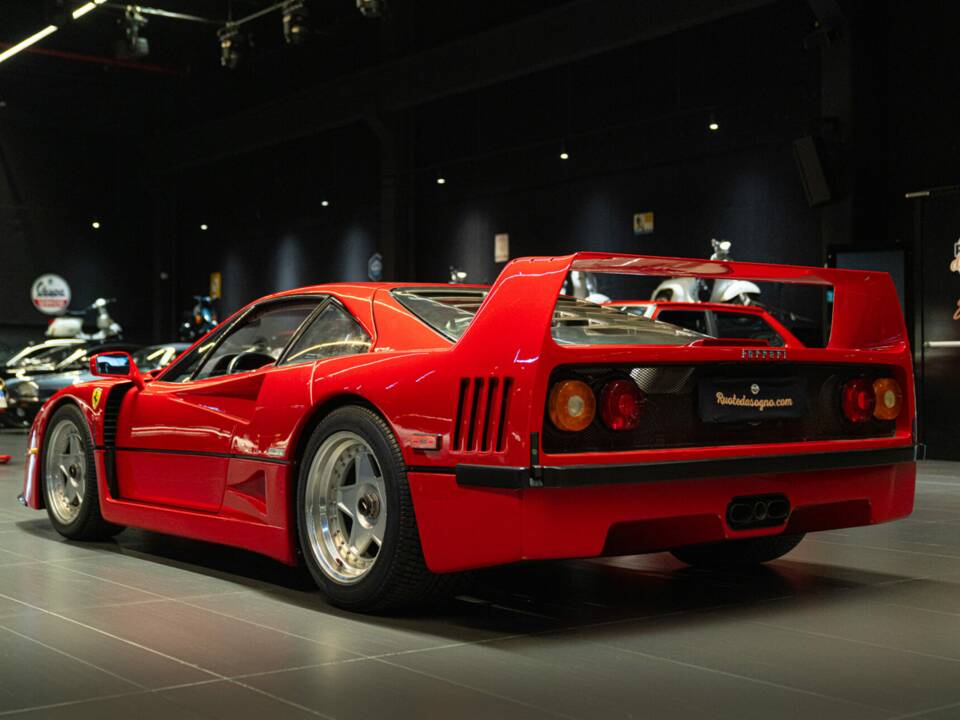 Image 7/50 de Ferrari F40 (1991)