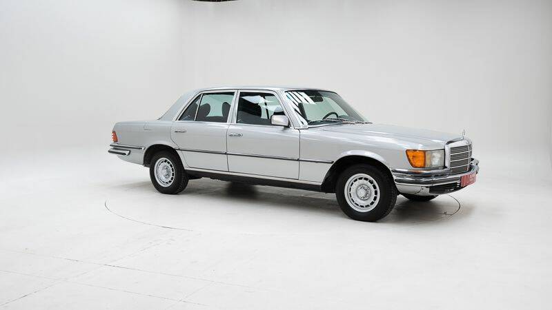 Image 3/15 of Mercedes-Benz 280 SE (1980)