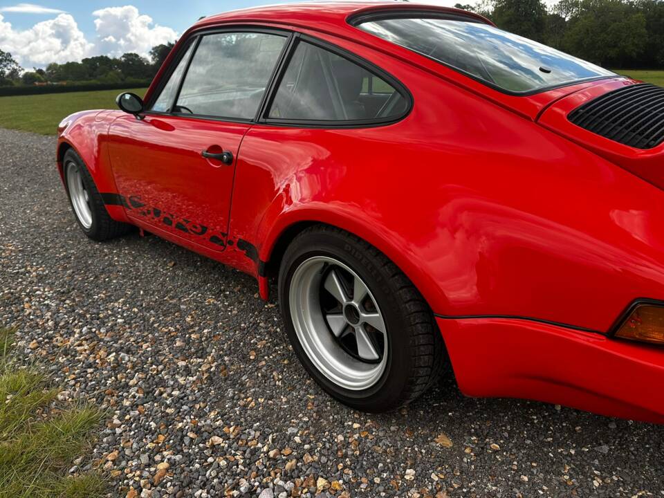 Bild 22/47 von Porsche 911 Carrera 4 (1990)
