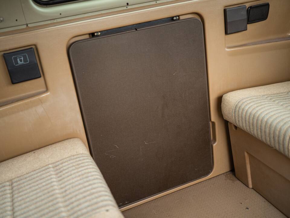 Bild 43/94 von Volkswagen T3 Transporter Syncro 2.1 (G-Kat) (1986)