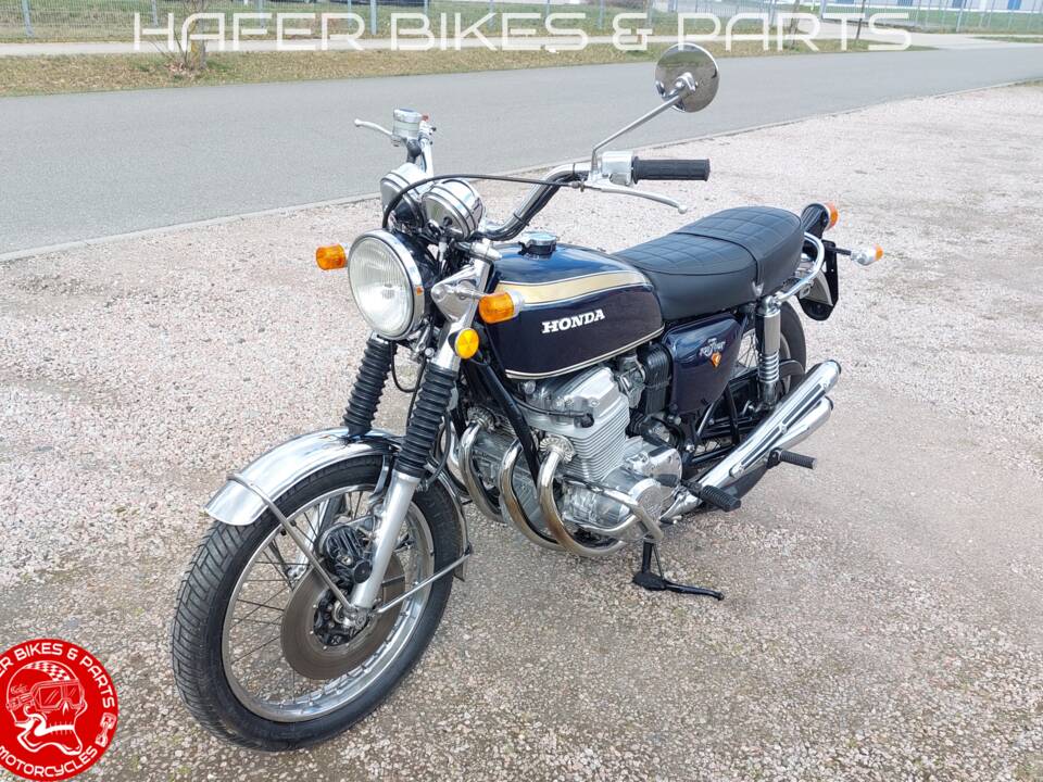 Image 8/35 of Honda CB 750 Four (1976)