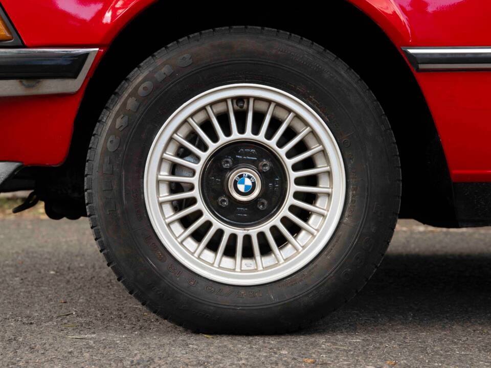 Image 5/56 of BMW 323i (1979)