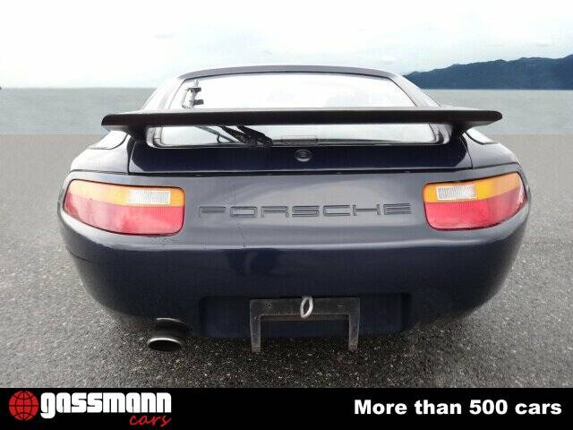 Image 7/15 of Porsche 928 S4 (1988)