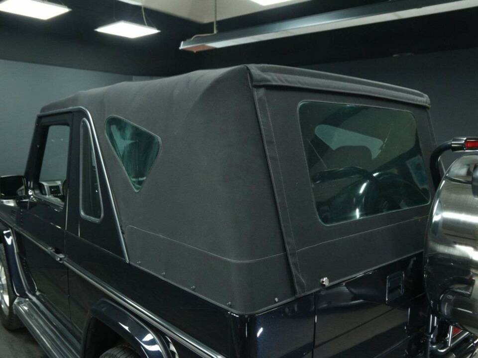 Imagen 41/50 de Mercedes-Benz G 500 (SWB) (2006)