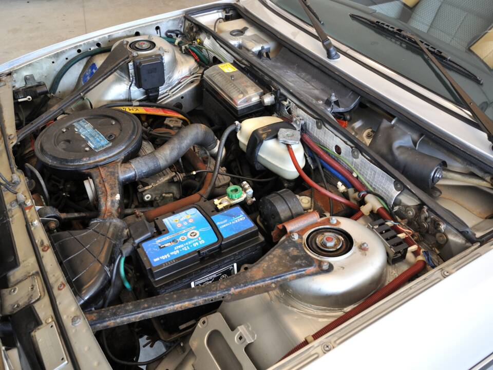 Bild 27/28 von Lancia Beta Trevi 1600 (1984)