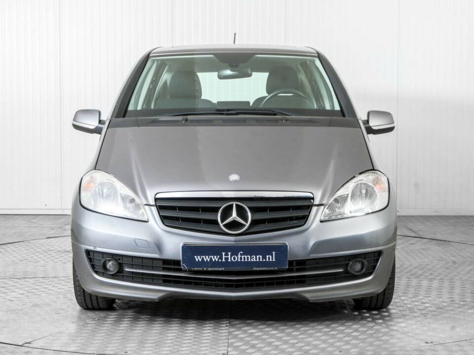 Bild 14/43 von Mercedes-Benz A 160 CDI (2010)