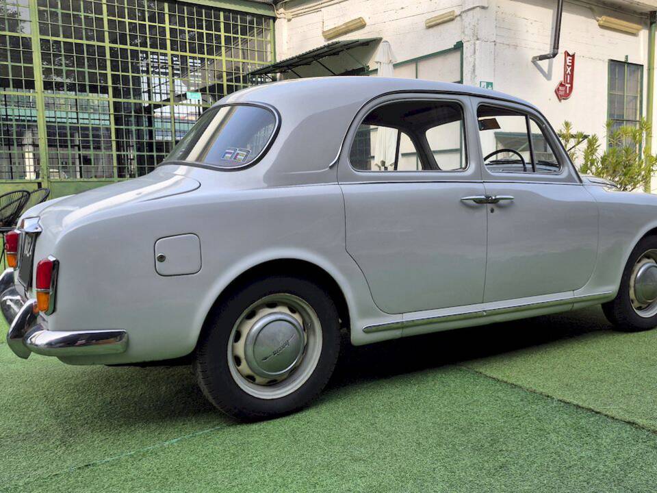 Image 11/53 of Lancia Appia C10 (1957)