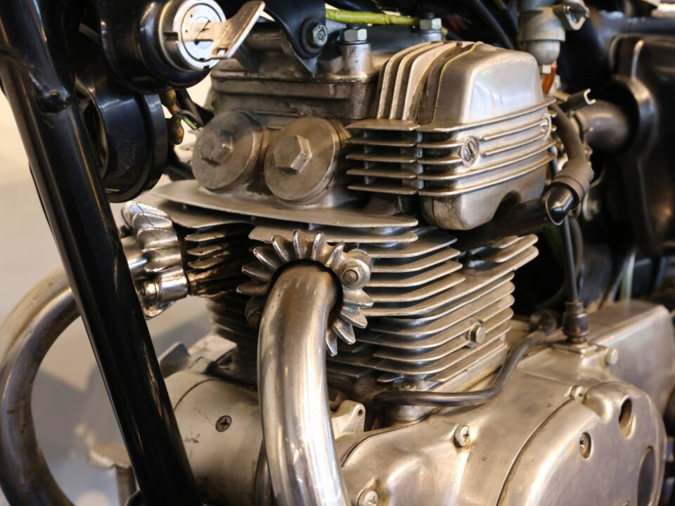 Bild 21/25 von Honda CB 125 K (1975)