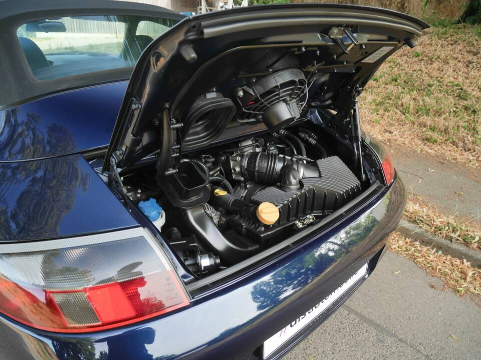 Bild 34/46 von Porsche 911 Carrera 4S (1900)