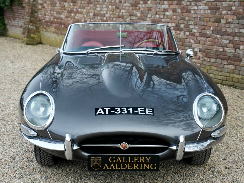 Immagine 24/50 di Jaguar E-Type 3.8 (1961)