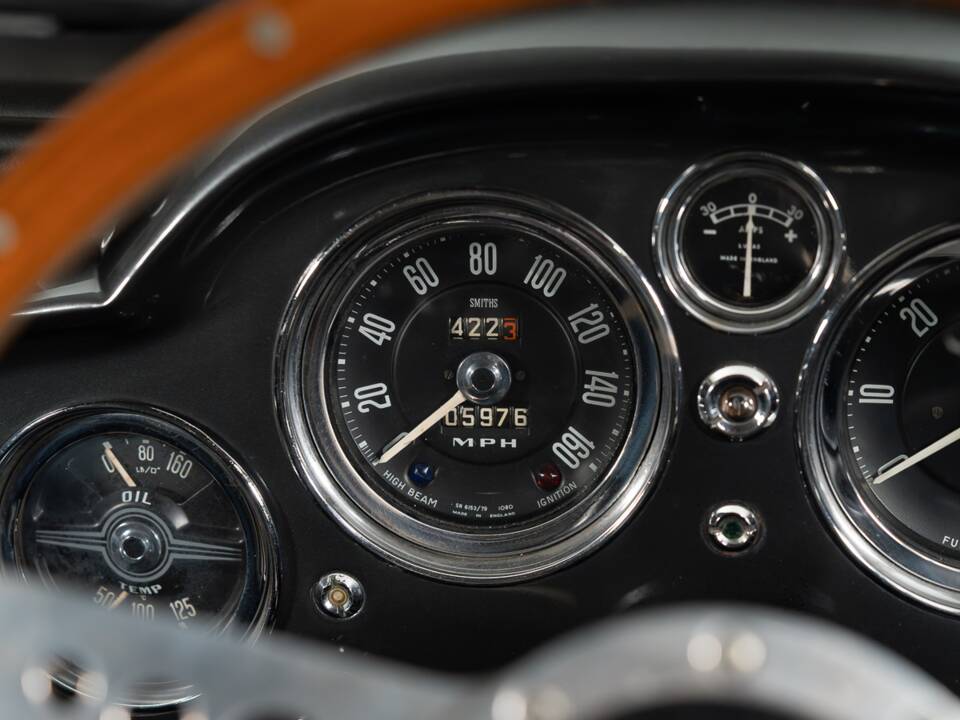 Bild 32/36 von Aston Martin DB 4 Vantage (1963)