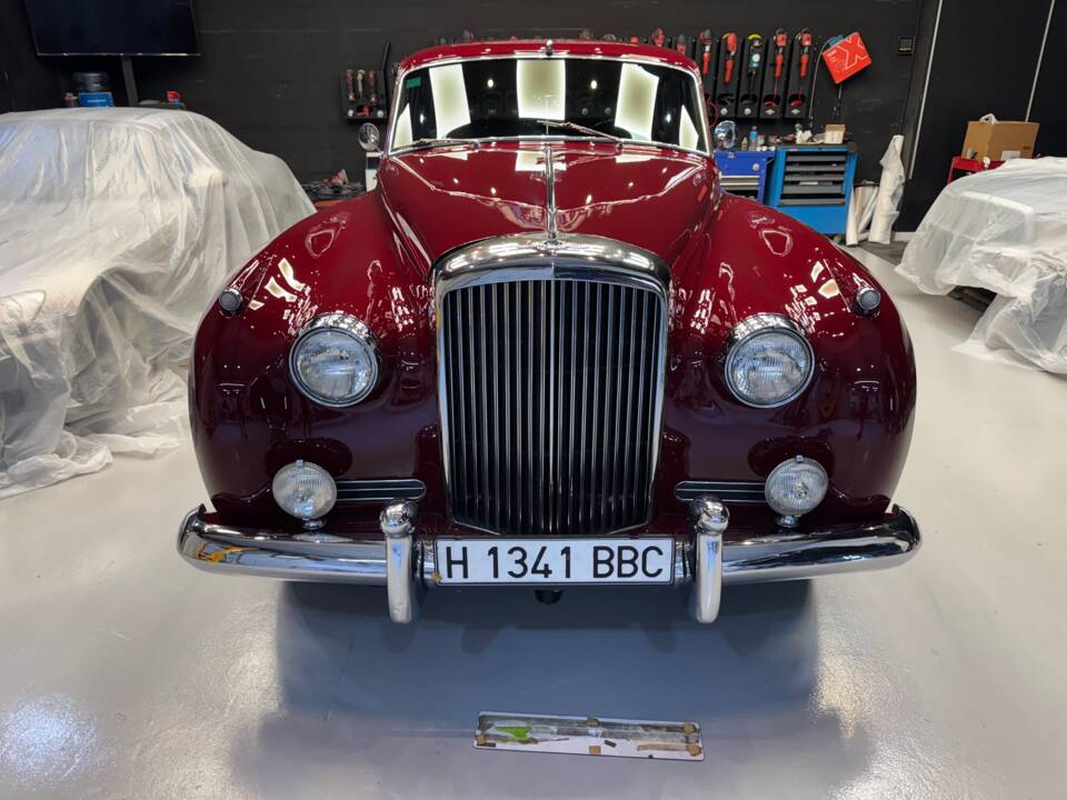 Image 41/81 of Bentley S 1 (1959)