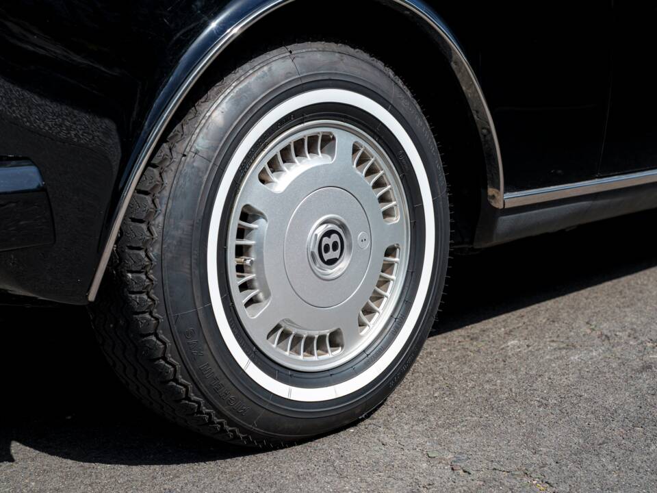 Image 13/32 de Bentley Continental (1993)