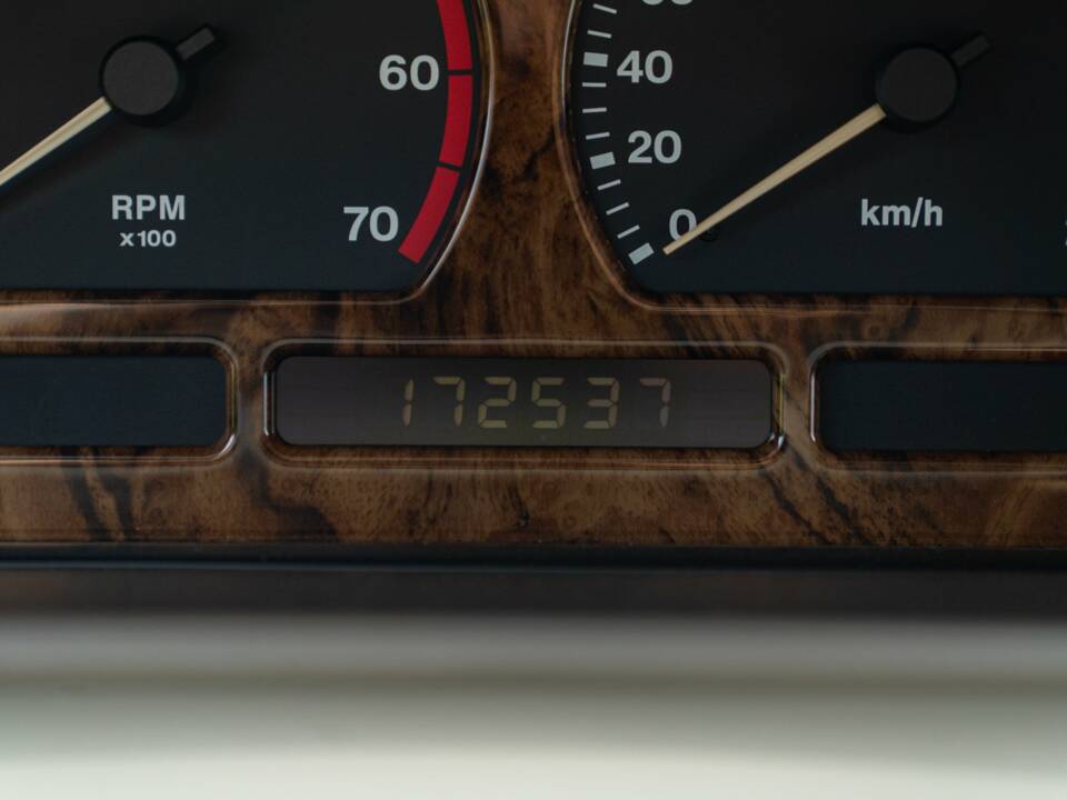 Afbeelding 45/50 van Jaguar XJ6 3.2 (1995)