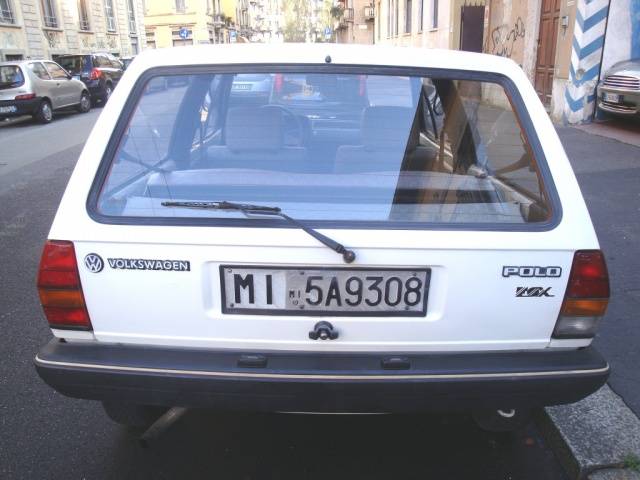 Imagen 5/19 de Volkswagen Polo II Coupe 1.0 (1986)