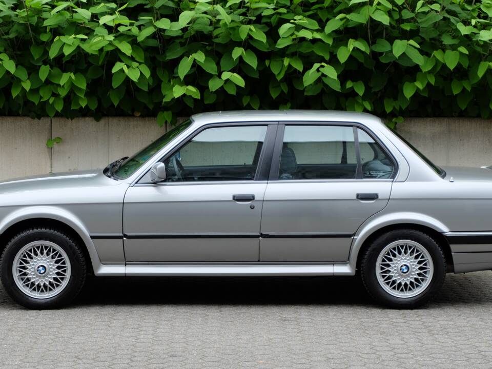 Bild 6/56 von BMW 325ix (1987)