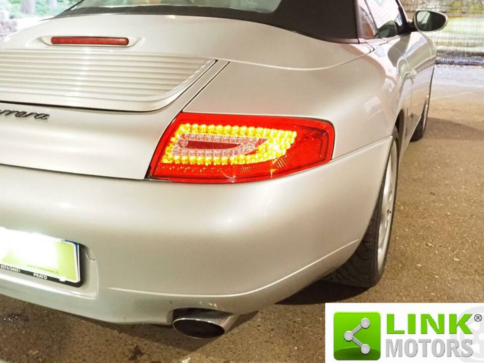 Bild 9/10 von Porsche 911 Carrera (1999)