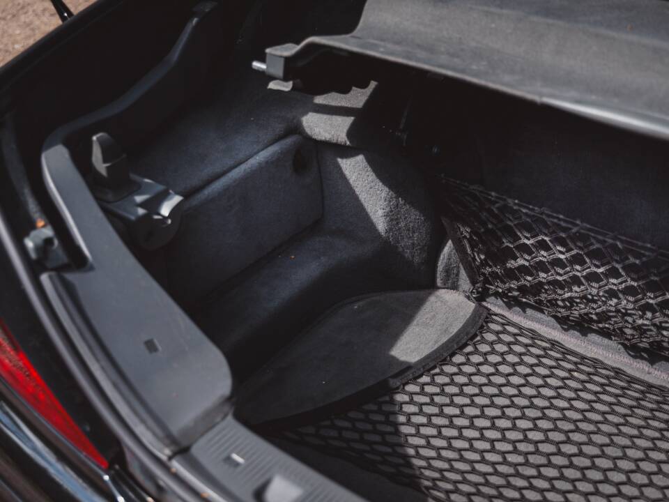 Afbeelding 28/29 van Mercedes-Benz SL 55 AMG (2004)