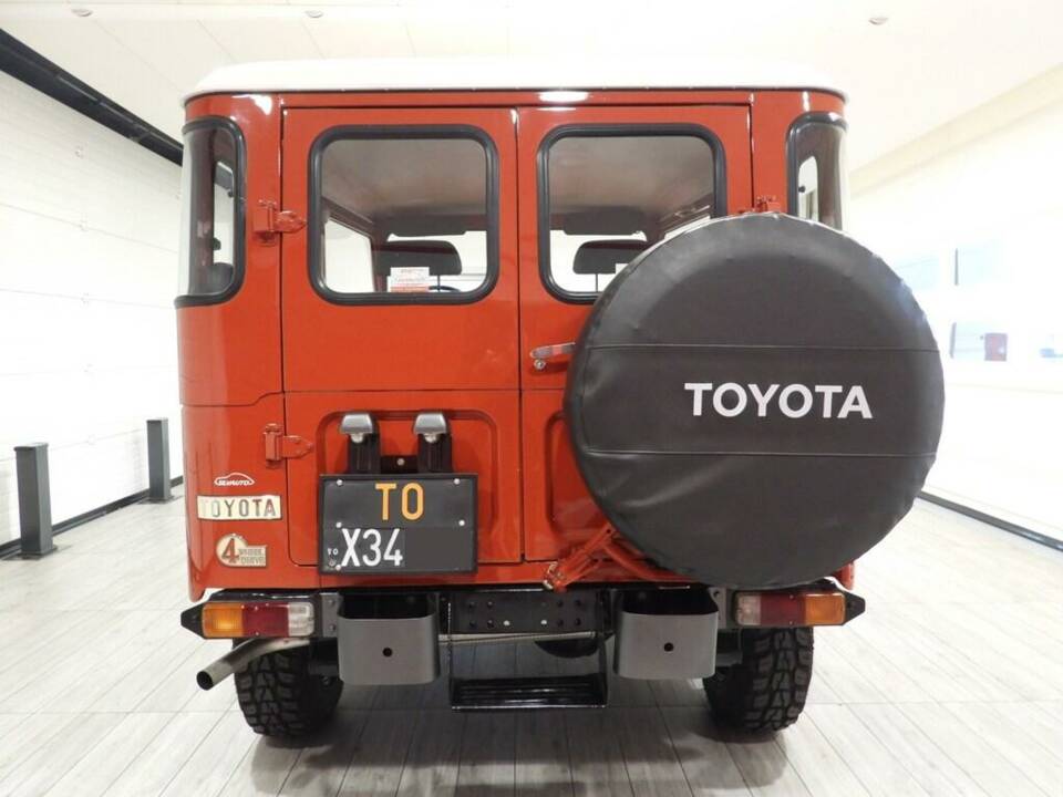 Imagen 3/10 de Toyota Land Cruiser BJ 42 (1982)