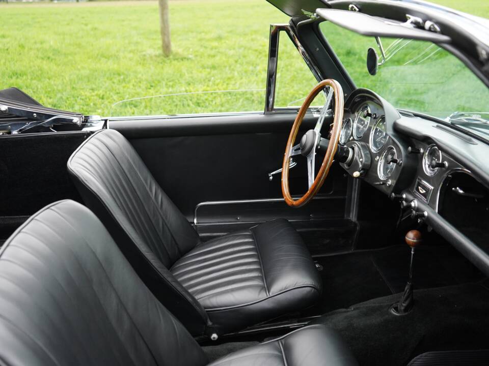 Imagen 6/32 de Aston Martin DB 2/4 Mk III (1959)