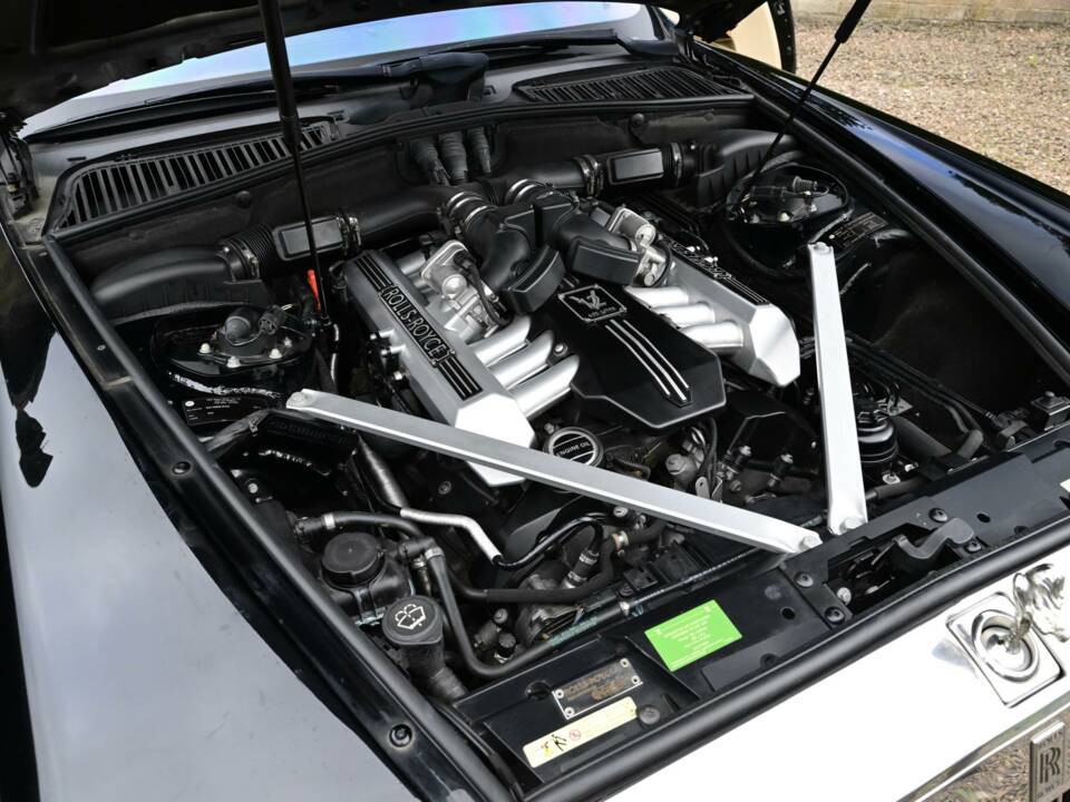 Immagine 18/50 di Rolls-Royce Phantom Coupé (2010)